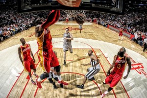 开云体育登录-本泽马一剑封喉，当德国铁骑遭遇黄色潜水艇的战术迷宫