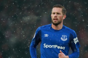 开云体育app-快船粉碎尼克斯，小贾伦·杰克逊如何从隐形人蜕变为关键先生