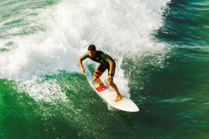 开云体育平台APP-库里攻防两端统治，勇士雷霆般横扫广厦