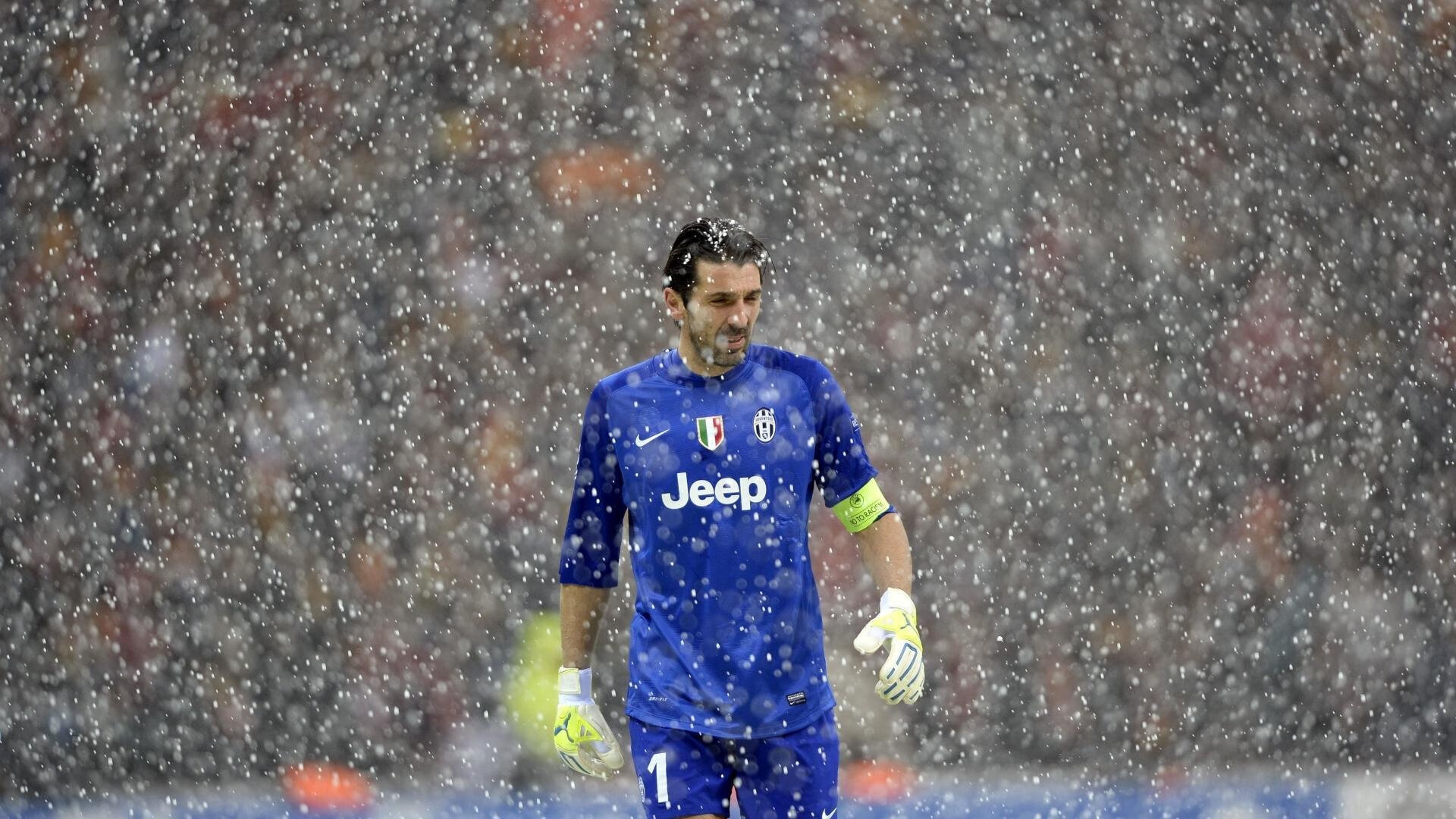 克瓦拉茨赫利亚，在美土夹缝中，以足球为母语书写格鲁吉亚史诗